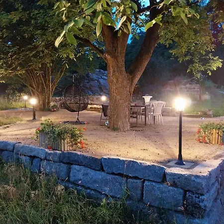 Διαμέρισμα Wellness Pustik Se Soukromou Virivkou A Saunou *