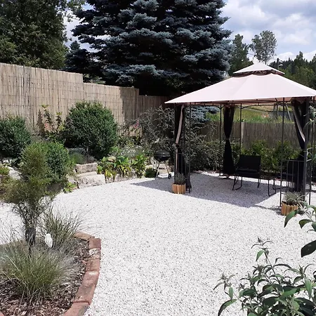 Διαμέρισμα Wellness Pustik Se Soukromou Virivkou A Saunou Pencin