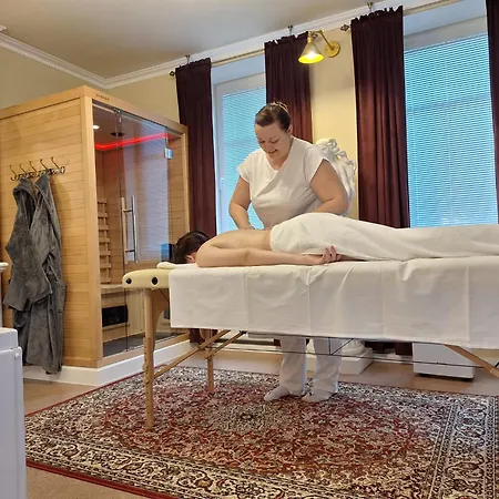 Wellness Pustik Se Soukromou Virivkou A Saunou Апартаменты Pencin